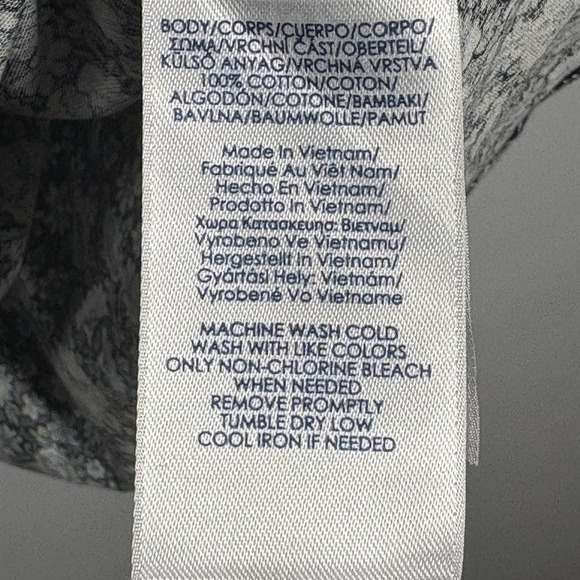 Chaps Womens No Iron Long Sleeve Button Up Top Size 1X Dark Floral Black Blue - Picture 5 of 8